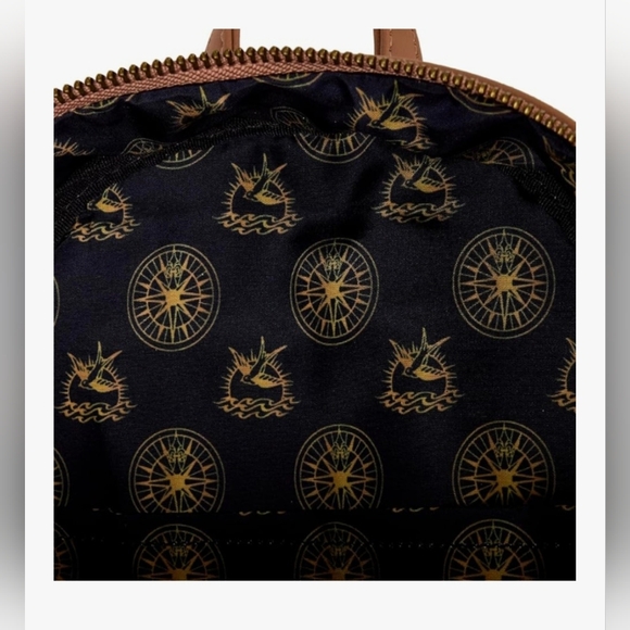 Pirates Of The Caribbean Loungefly - Picture 4 of 4